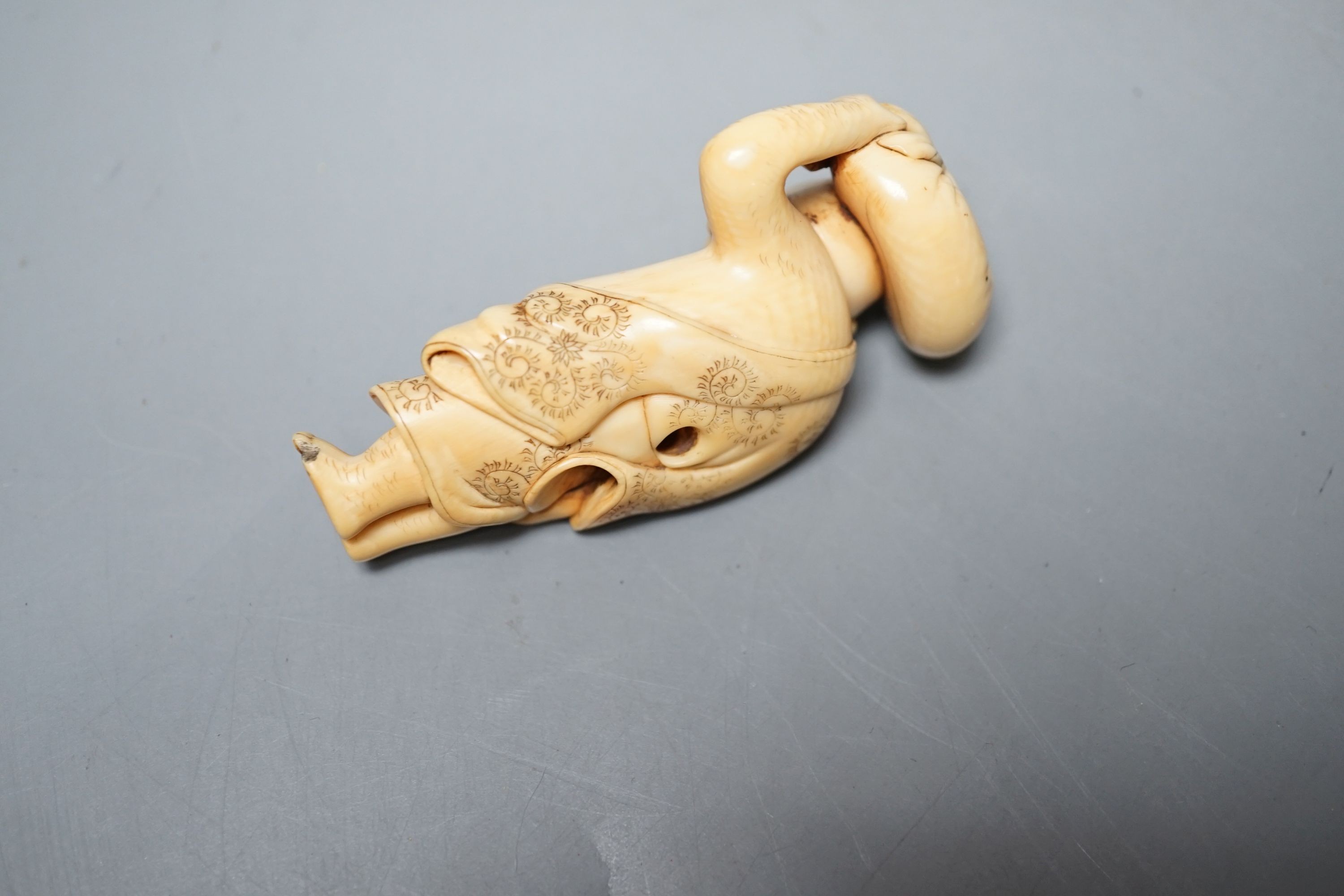 Two fine Japanese Ivory Netsuke, 19th century